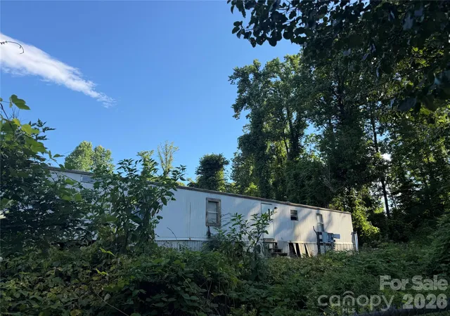 Photo 3 of Single family home for sale at 171 Ridley St, Marion, NC 28752 | MLS# 4391495 | Listing updated on 2026-07-09