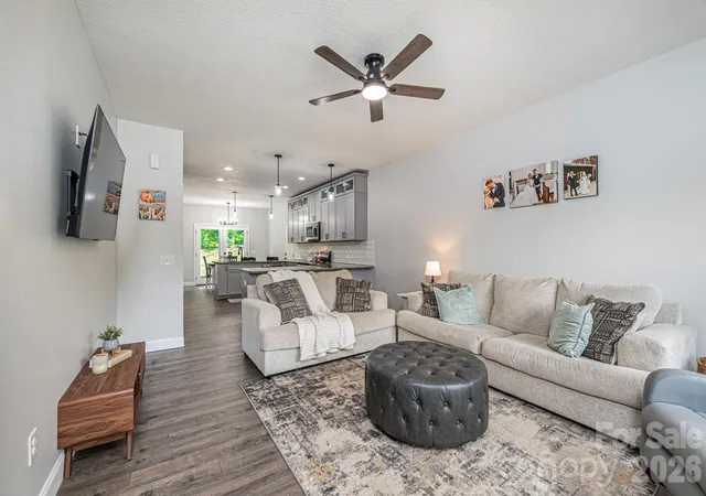 Photo 4 of Single family home for sale at 29 Central Ave, Granite Falls, NC 28630 | MLS# 4391500 | Listing updated on 2026-07-19