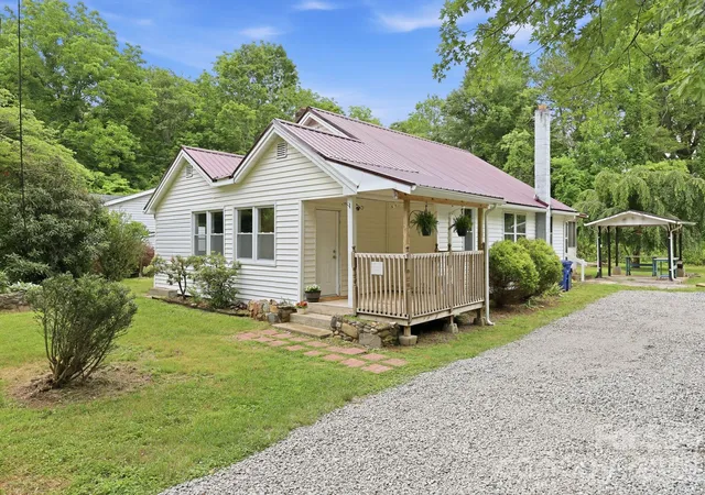 4th image of 226 Vance Ave, Black Mountain, NC 28711 | MLS# 4391505