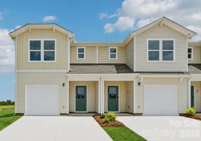 1st image of 3050 Oaksmere Dr, Spartanburg, SC 29307 | MLS# 4391520