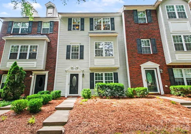 4th image of 9712 Bailey Rd, Cornelius, NC 28031 | MLS# 4391560