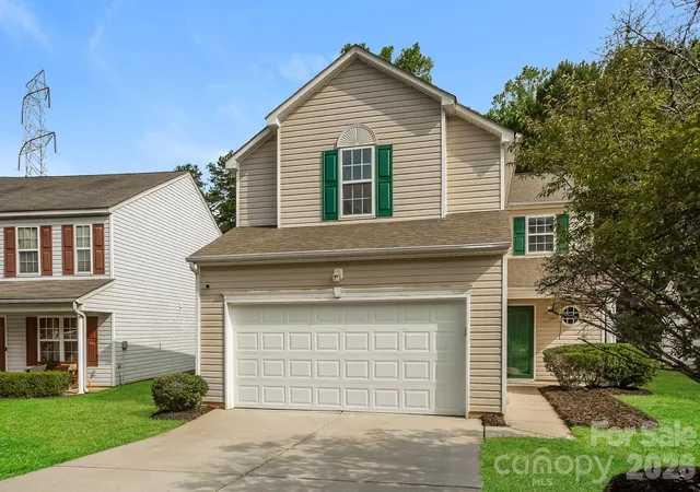 Photo 2 of Single family home for sale at 11003 Pointer Ridge Dr, Charlotte, NC 28214 | MLS# 4391624 | Listing updated on 2026-09-01