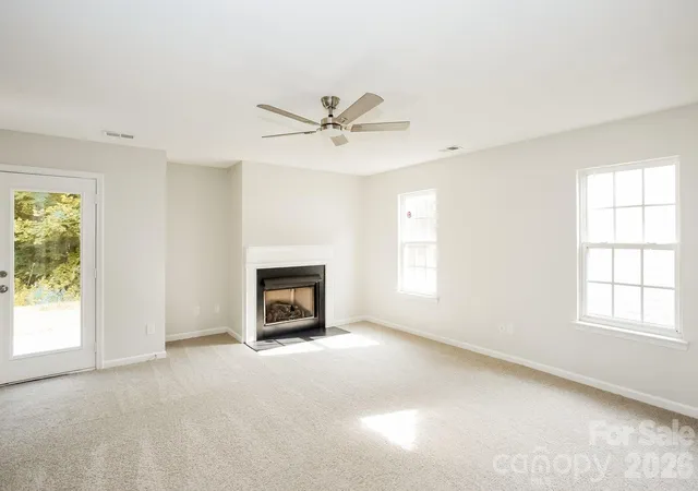 Photo 3 of Single family home for sale at 11003 Pointer Ridge Dr, Charlotte, NC 28214 | MLS# 4391624 | Listing updated on 2026-09-01