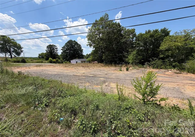 2nd image of 2990 Dale Earnhardt Blvd, Kannapolis, NC 28083 | MLS# 4391642