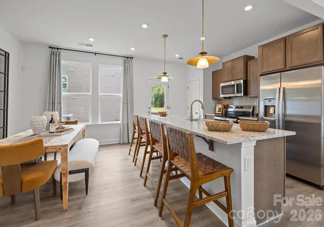 Photo 4 of Townhouse for sale at 2214 Gladwyne Pl, Charlotte, NC 28269 | MLS# 4391659 | Listing updated on 2026-10-02
