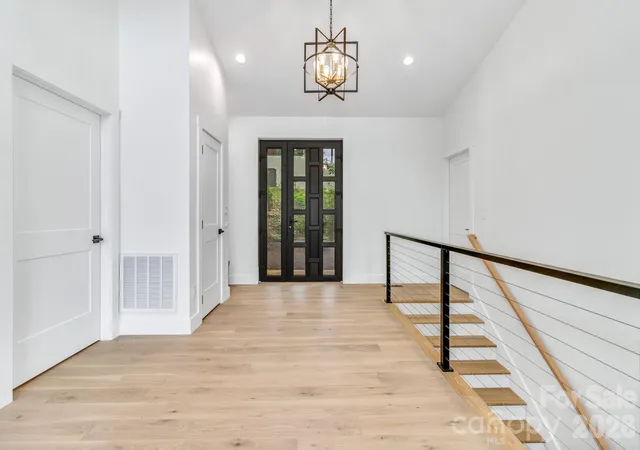 Photo 5 of Single family home for sale at 50 Sleeping Bear Ridge, Maggie Valley, NC 28751 | MLS# 4391689 | Listing updated on 2026-07-30
