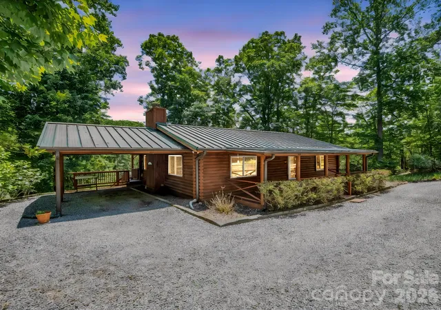 3rd image of 137 Amys Ridge Rd, Lake Lure, NC 28746 | MLS# 4391704