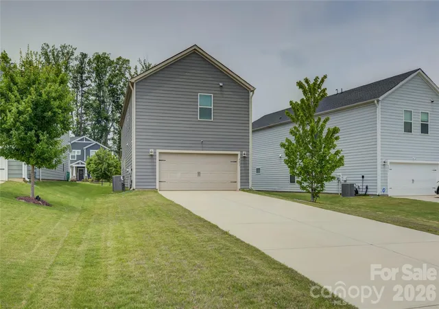 Homes for sale in Belmont, NC | 4053 Armstrong Farm Dr, Belmont, NC 28012 | MLS# 4391713