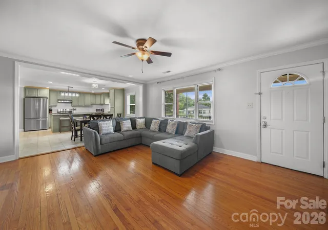 Photo 4 of Single family home for sale at 138 Shumaker Dr, Statesville, NC 28625 | MLS# 4391719 | Listing updated on 2026-09-28