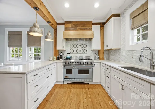 3rd image of 1726 S Mint St, Charlotte, NC 28203 | MLS# 4391735