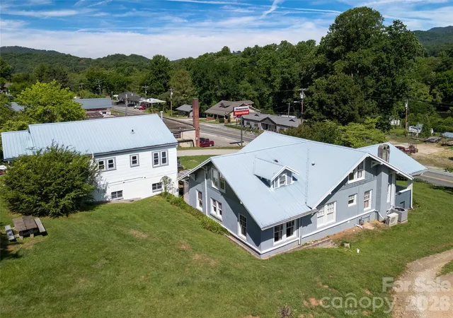 Homes for sale in Bryson City, NC | 800 Main St, Bryson City, NC 28713 | MLS# 4391762