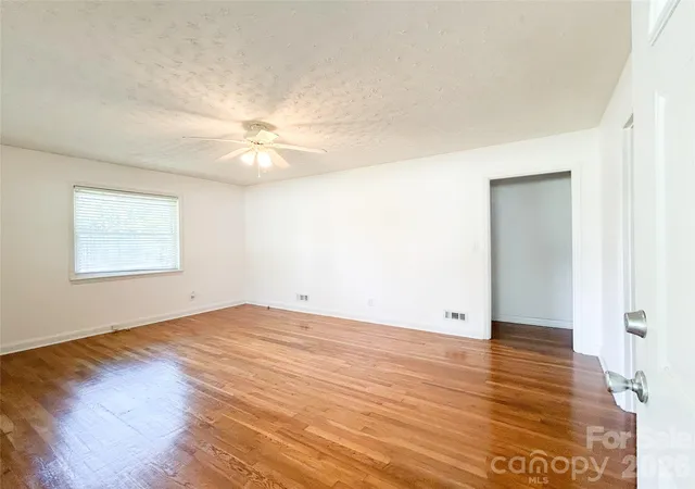 Photo 3 of Single family home for sale at 119 Hillcrest St, Shelby, NC 28152 | MLS# 4391775 | Listing updated on 2026-07-26