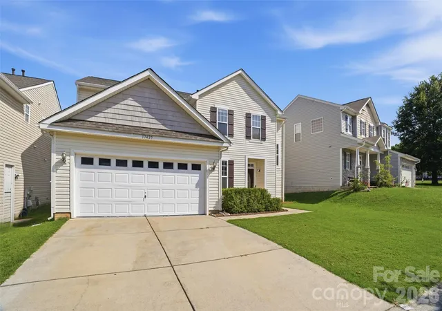 Photo 2 of Single family home for sale at 17425 Westmill Ln, Charlotte, NC 28277 | MLS# 4391789 | Listing updated on 2026-09-20