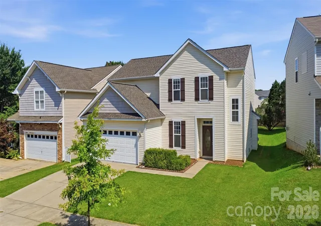 Photo 3 of Single family home for sale at 17425 Westmill Ln, Charlotte, NC 28277 | MLS# 4391789 | Listing updated on 2026-09-20