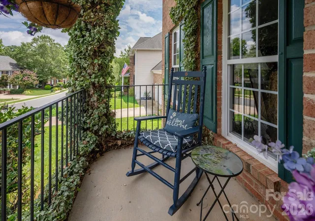 3rd image of 4134 Oakton Ridge Ct, Matthews, NC 28105 | MLS# 4391790