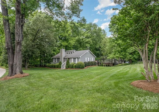 Photo 32 of Single family home for sale at 6200 Old Providence Rd, Charlotte, NC 28226 | MLS# 4391794 | Listing updated on 2026-06-11