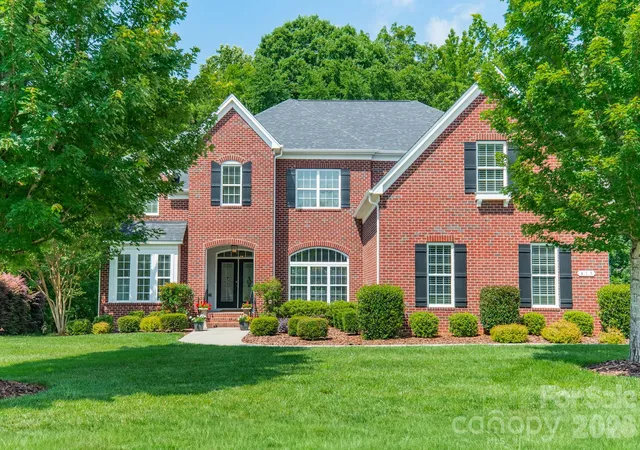 Homes for sale in Waxhaw, NC | 415 Five Leaf Ln, Waxhaw, NC 28173 | MLS# 4391819