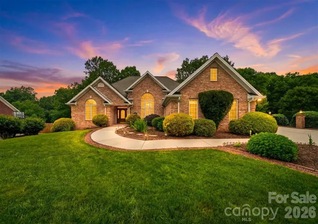 Homes for sale in Granite Falls, NC | 18 Mallard Ct, Granite Falls, NC 28630 | MLS# 4391834