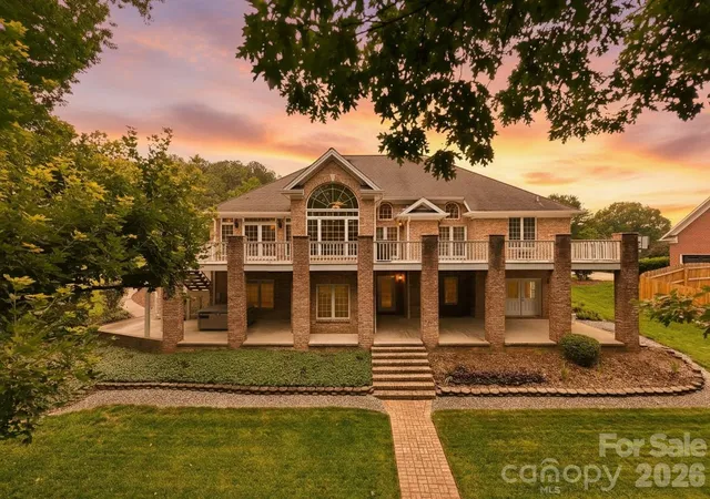 Photo 1 of Single family home for sale at 18 Mallard Ct, Granite Falls, NC 28630 | MLS# 4391834 | Listing updated on 2026-10-02