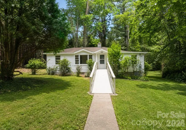 Photo 1 of Single family home for sale at 215 Merchant St, Asheville, NC 28803 | MLS# 4391870 | Listing updated on 2026-08-08