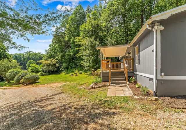 Photo 3 of Single family home for sale at 771 Hoppy Tom Holw Rd, Marion, NC 28752 | MLS# 4391931 | Listing updated on 2026-08-21