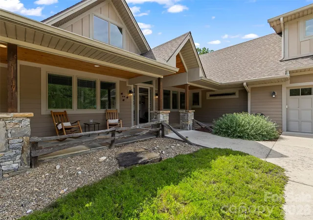 2nd image of 40 Shining Rock Dr, Canton, NC 28716 | MLS# 4391939