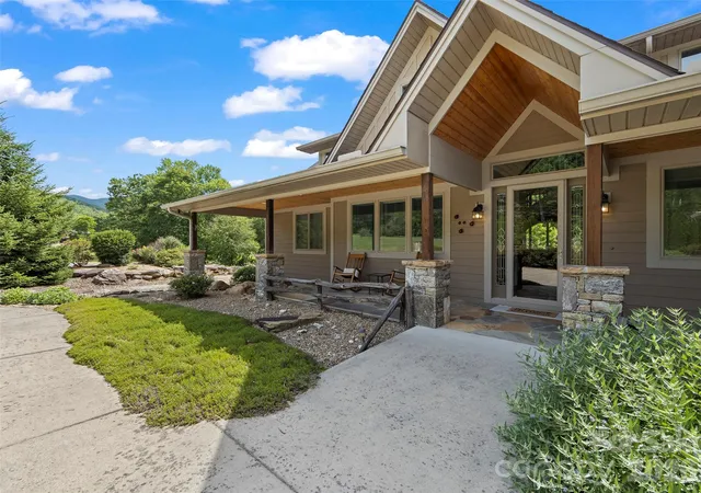 3rd image of 40 Shining Rock Dr, Canton, NC 28716 | MLS# 4391939