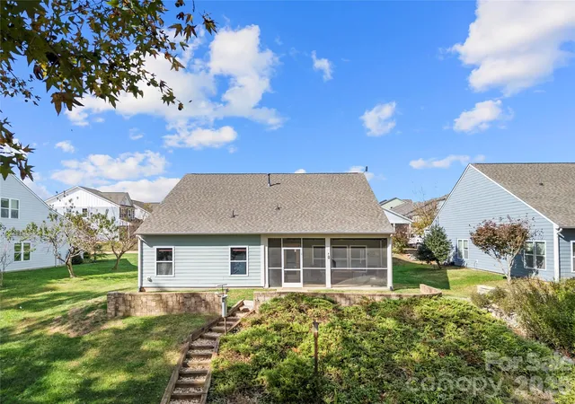 Photo 4 of Single family home for sale at 25566 Seagull Dr, Lancaster, SC 29720 | MLS# 4391988 | Listing updated on 2026-10-16