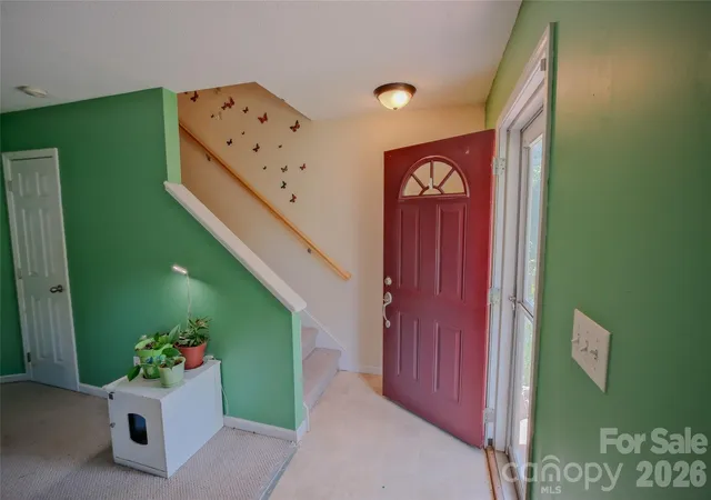 Photo 4 of Single family home for sale at 7 Dogwood Ln, Asheville, NC 28803 | MLS# 4391992 | Listing updated on 2026-09-22