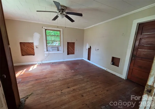 Homes for sale in Great Falls, SC | 10 Wilson Ave, Great Falls, SC 29055 | MLS# 4391998