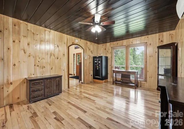 Homes for sale in Waynesville, NC | 570 Rugged Top Rd, Waynesville, NC 28785 | MLS# 4392004
