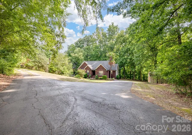 3rd image of 398 Knoll Ct Se, Concord, NC 28025 | MLS# 4392031