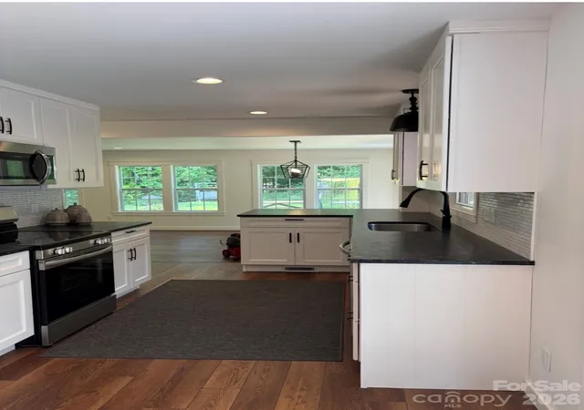 5th image of 6 Greene Knoll Dr, Candler, NC 28715 | MLS# 4392058