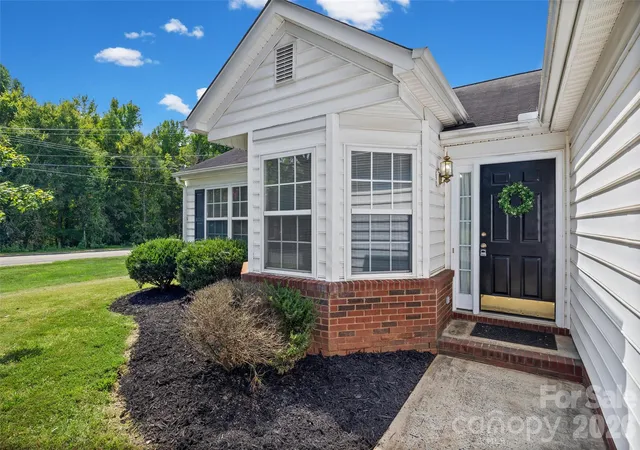 Photo 2 of Single family home for sale at 3201 Brookstone Trl, Indian Trail, NC 28079 | MLS# 4392073 | Listing updated on 2026-09-18