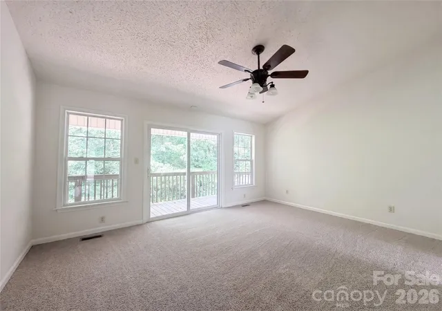 Homes for sale in Statesville, NC | 221 Grandview Dr, Statesville, NC 28677 | MLS# 4392074