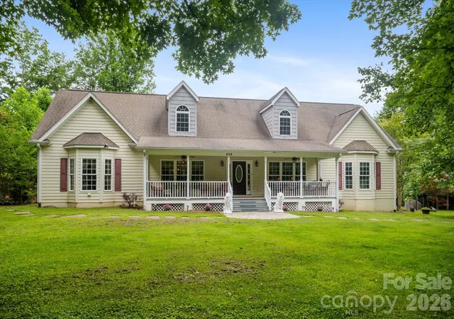 Photo 2 of Single family home for sale at 115 Barton Rd, Brevard, NC 28712 | MLS# 4392089 | Listing updated on 2026-10-01