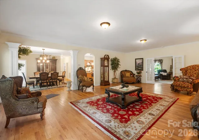 Photo 4 of Single family home for sale at 115 Barton Rd, Brevard, NC 28712 | MLS# 4392089 | Listing updated on 2026-10-01