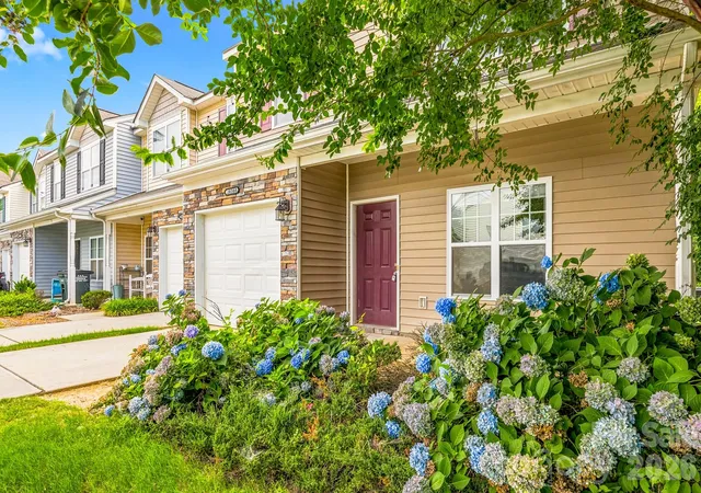 4th image of 10308 Cloyne Ct, Charlotte, NC 28213 | MLS# 4392106
