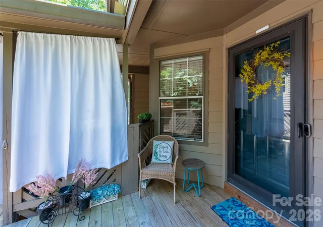 2nd image of 6150 Gray Gate Ln #J, Charlotte, NC 28210 | MLS# 4392120