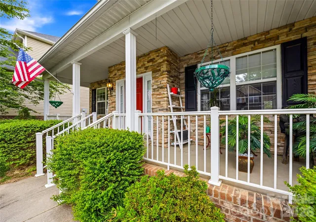 3rd image of 6 Dansford Ln, Arden, NC 28704 | MLS# 4392171