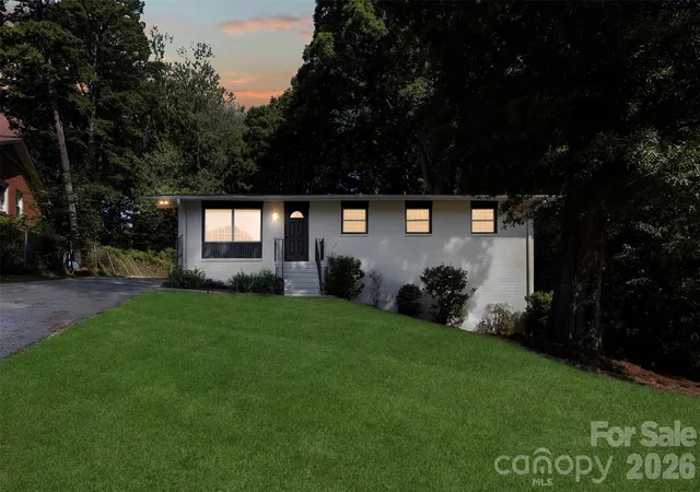Photo 37 of Single family home for sale at 1047 White Plains Rd, Charlotte, NC 28213 | MLS# 4392181 | Listing updated on 2026-08-24