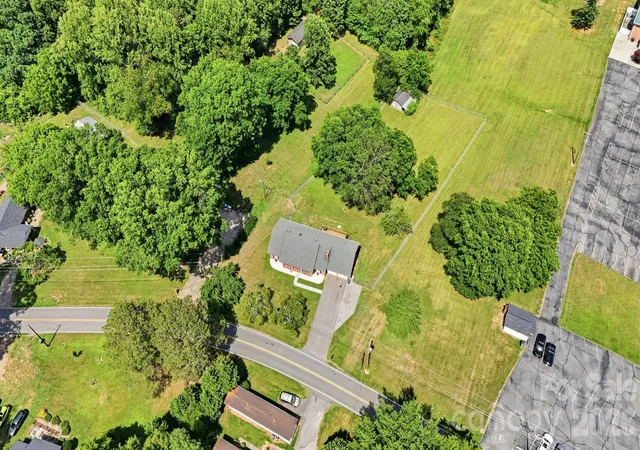 Homes for sale in North Wilkesboro, NC | 1692 Pads Rd, North Wilkesboro, NC 28659 | MLS# 4392236