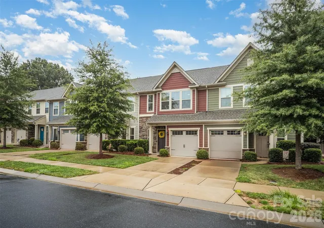 Homes for sale in Matthews, NC | 407 Park Meadows Dr, Matthews, NC 28104 | MLS# 4392240