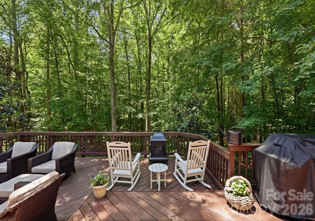 Photo 4 of Sale Pending at 12529 Preservation Pointe Dr, Charlotte, NC 28216 | MLS# 4392241 | Listing updated on 2026-08-24