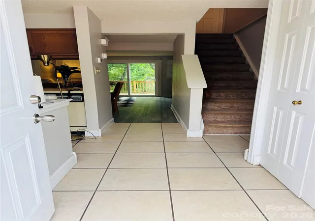 image of 7336 Pebblestone Dr, Charlotte, NC 28212 | MLS# 4392243