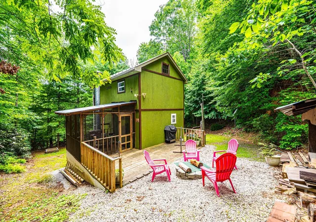 Photo 3 of Single family home for sale at 4462 Maple Grv Church Rd, Collettsville, NC 28611 | MLS# 4392251 | Listing updated on 2026-07-09