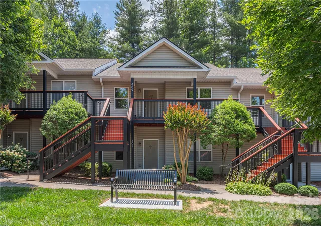 Homes for sale in Asheville, NC | 409 Carlyle Wy, Asheville, NC 28803 | MLS# 4392265