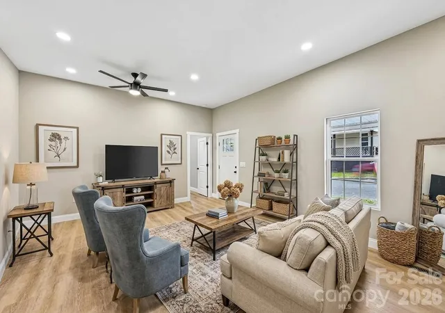 3rd image of 748 Efird St, Albemarle, NC 28001 | MLS# 4392274