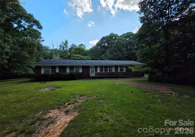 Photo 1 of Single family home for sale at 611 Westend Dr, Monroe, NC 28112 | MLS# 4392278 | Listing updated on 2026-09-22