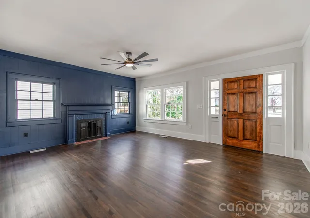Photo 4 of Single family home for sale at 518 5th Avenue, Gastonia, NC 28052 | MLS# 4392296 | Listing updated on 2026-09-11